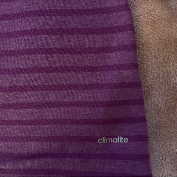 Adidas Ultimate TShirt Purple Stripes Size Small - Picture 5 of 6
